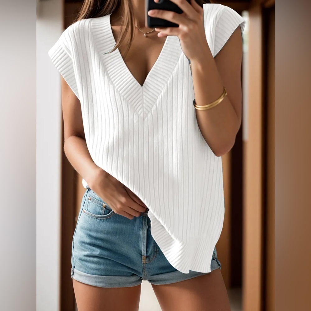 Here With Me V-Neck Shirt-white